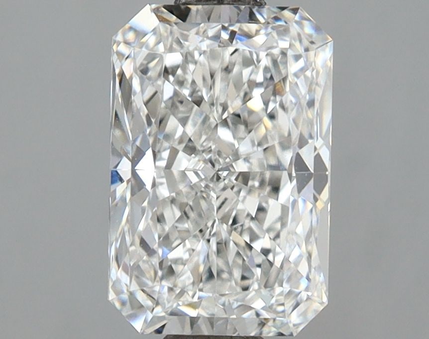Loose Lab Diamond - IGI Radiant 2.58ct D VVS2: Loose Lab Diamond - IGI Radiant 2.58ct D VVS2 This listing features Loose Lab Diamond - IGI Radiant 2.58ct D VVS2. Item specifics are provided below. Item Specifics: Source: This Is A Real Diamond Gro