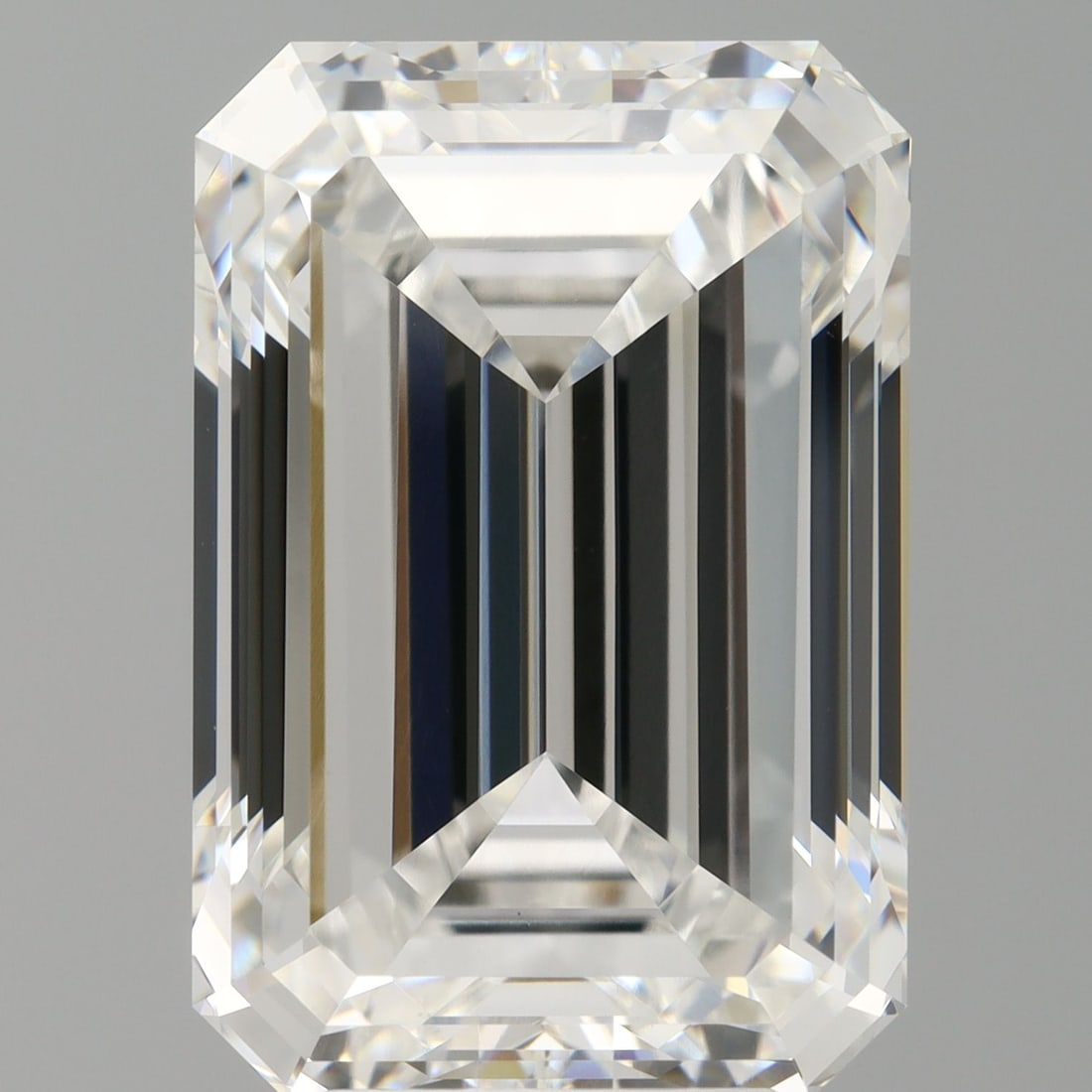 Loose Lab Diamond - IGI Emerald 7.02ct E VVS2: Loose Lab Diamond - IGI Emerald 7.02ct E VVS2 This listing features Loose Lab Diamond - IGI Emerald 7.02ct E VVS2. Item specifics are provided below. Item Specifics: Source: This Is A Real Diamond Gro