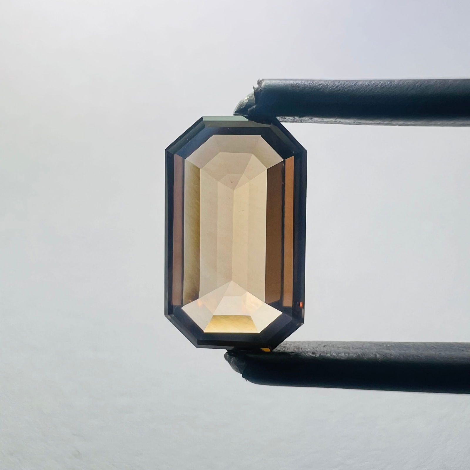 Loose Lab Diamond - Emerald 1.32ct Brown VVS2: Loose Lab Diamond - Emerald 1.32ct Brown VVS2 This listing features Loose Lab Diamond - Emerald 1.32ct Brown VVS2. Item specifics are provided below. Item Specifics: Source: This Is A Real Diamond