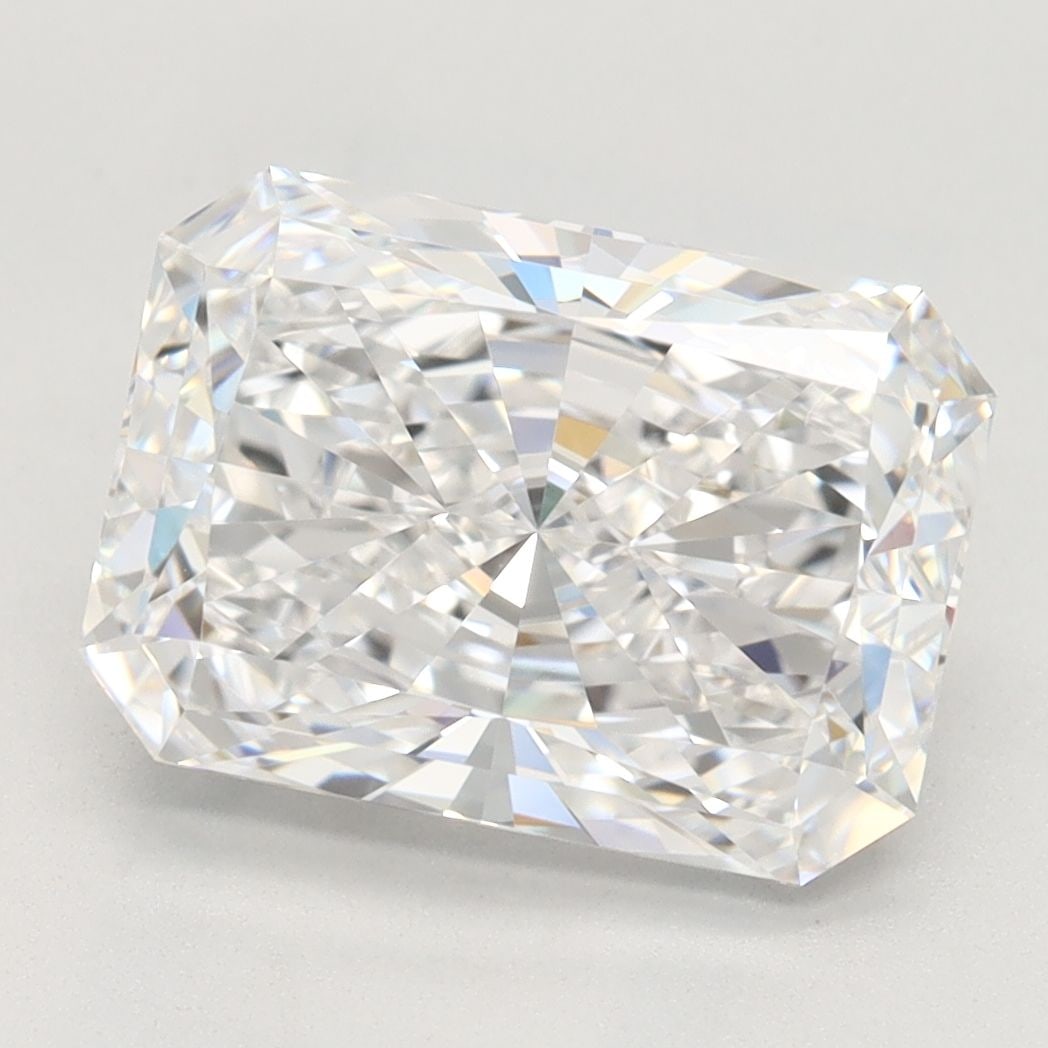 Loose Lab Diamond - IGI Radiant 3.04ct D IF: Loose Lab Diamond - IGI Radiant 3.04ct D IF This listing features Loose Lab Diamond - IGI Radiant 3.04ct D IF. Item specifics are provided below. Item Specifics: Source: This Is A Real Diamond Grown