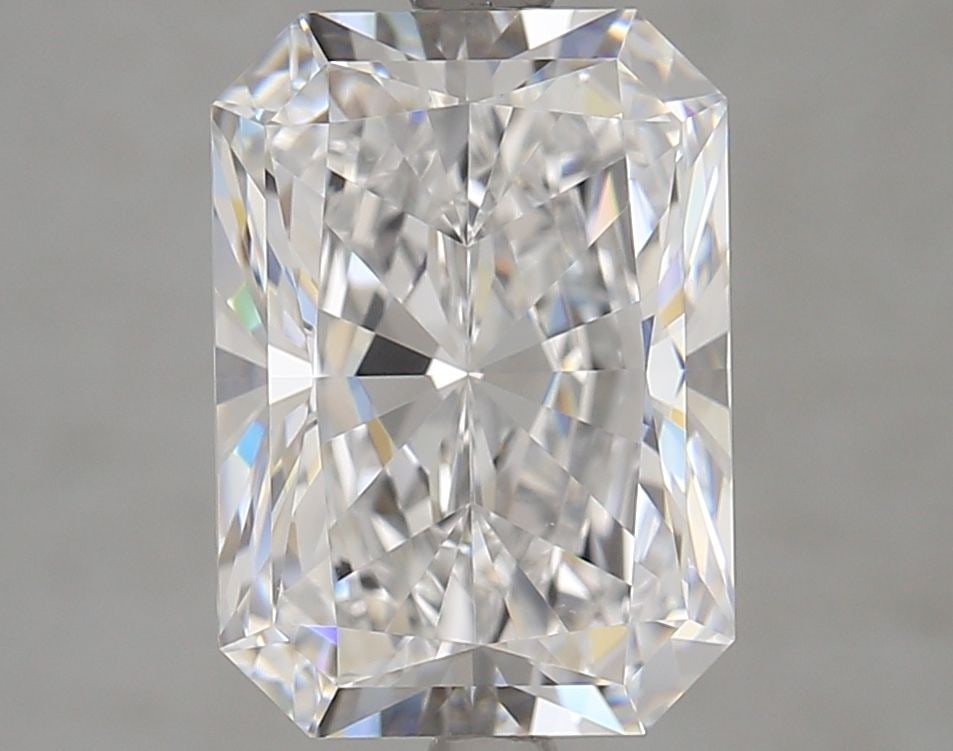 Loose Lab Diamond - GIA Radiant 4.04ct D VVS1: Loose Lab Diamond - GIA Radiant 4.04ct D VVS1 This listing features Loose Lab Diamond - GIA Radiant 4.04ct D VVS1. Item specifics are provided below. Item Specifics: Source: This Is A Real Diamond Gro