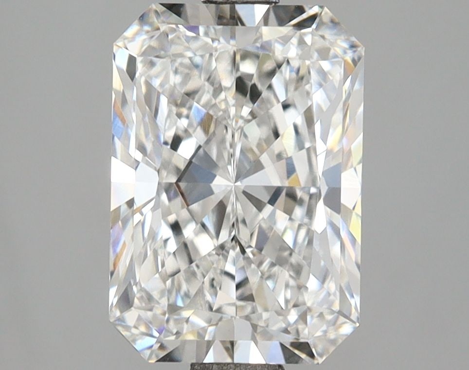 Loose Lab Diamond - IGI Radiant 3.03ct D VVS2: Loose Lab Diamond - IGI Radiant 3.03ct D VVS2 This listing features Loose Lab Diamond - IGI Radiant 3.03ct D VVS2. Item specifics are provided below. Item Specifics: Source: This Is A Real Diamond Gro
