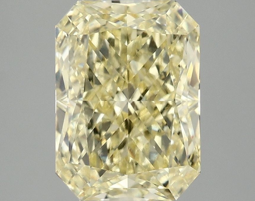 Loose Lab Diamond - IGI Radiant 3.1ct Fancy Intense Yellow VVS2: Loose Lab Diamond - IGI Radiant 3.1ct Fancy Intense Yellow VVS2 This listing features Loose Lab Diamond - IGI Radiant 3.1ct Fancy Intense Yellow VVS2. Item specifics are provided below. Item Specifics