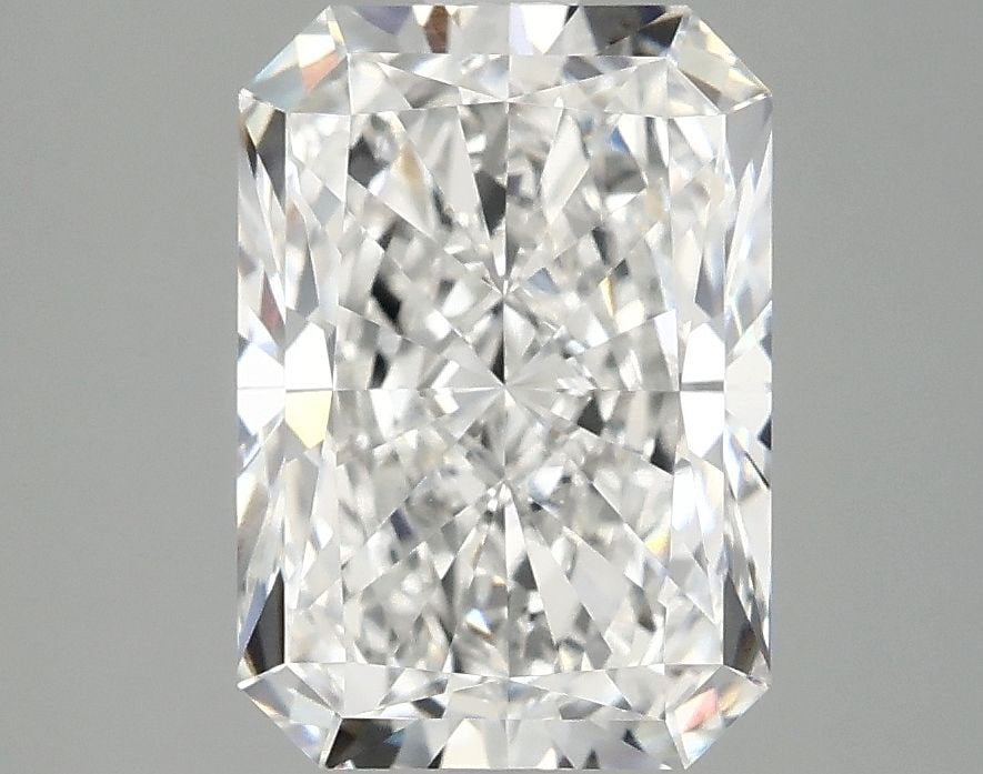 Loose Lab Diamond - IGI Radiant 3.05ct E VVS2: Loose Lab Diamond - IGI Radiant 3.05ct E VVS2 This listing features Loose Lab Diamond - IGI Radiant 3.05ct E VVS2. Item specifics are provided below. Item Specifics: Source: This Is A Real Diamond