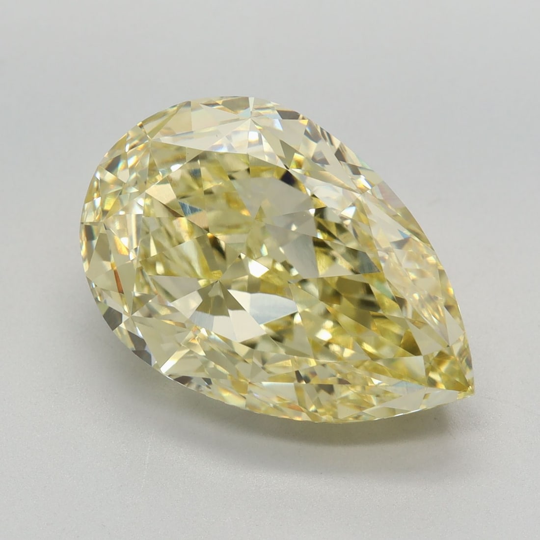 Loose Lab Diamond - IGI Pear 8.19ct Fancy Intense Yellow VVS2: Loose Lab Diamond - IGI Pear 8.19ct Fancy Intense Yellow VVS2 This listing features Loose Lab Diamond - IGI Pear 8.19ct Fancy Intense Yellow VVS2. Item specifics are provided below. Item Specifics: So