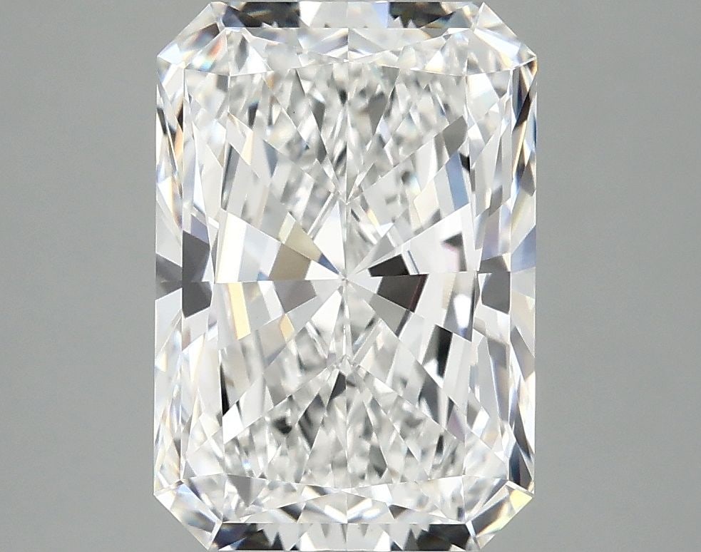 Loose Lab Diamond - IGI Radiant 3.93ct E VVS2 (1 of 1)