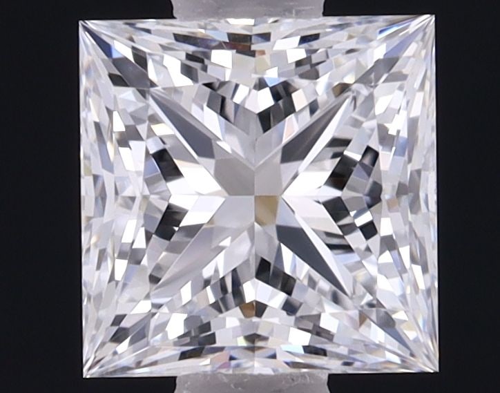 Loose Lab Diamond - IGI Princess 1.03ct E VVS2: Loose Lab Diamond - IGI Princess 1.03ct E VVS2 This listing features Loose Lab Diamond - IGI Princess 1.03ct E VVS2. Item specifics are provided below. Item Specifics: Source: This Is A Real Diamond G