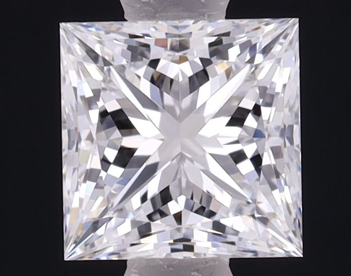 Loose Lab Diamond - IGI Princess 1.01ct E VVS2: Loose Lab Diamond - IGI Princess 1.01ct E VVS2 This listing features Loose Lab Diamond - IGI Princess 1.01ct E VVS2. Item specifics are provided below. Item Specifics: Source: This Is A Real Diamond G