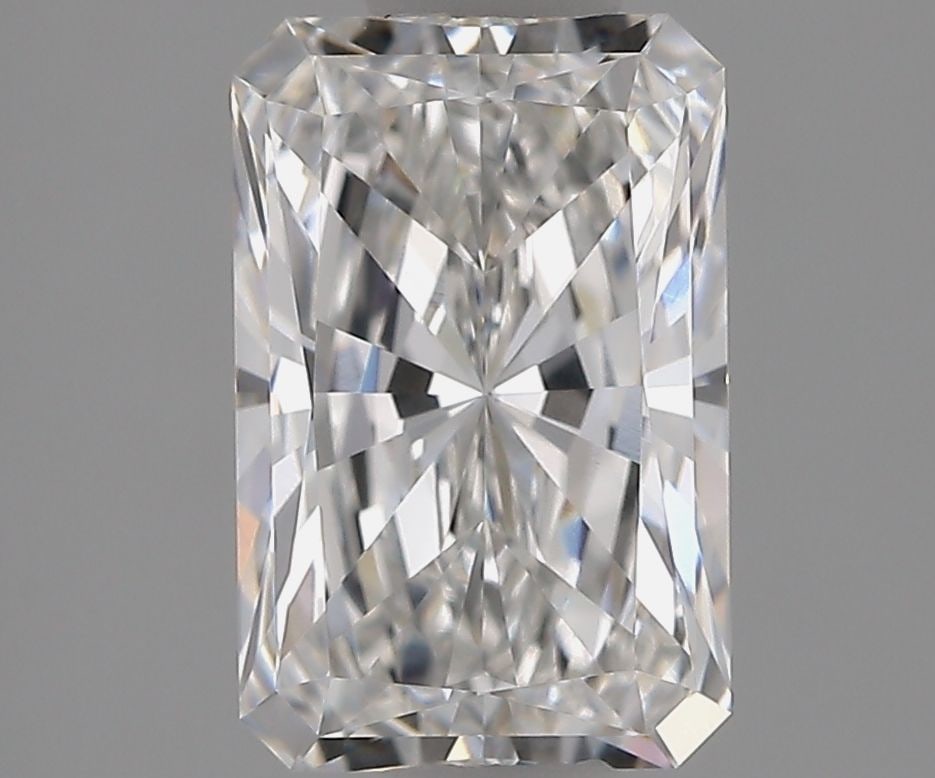 Loose Lab Diamond - IGI Radiant 1.68ct E VVS1: Loose Lab Diamond - IGI Radiant 1.68ct E VVS1 This listing features Loose Lab Diamond - IGI Radiant 1.68ct E VVS1. Item specifics are provided below. Item Specifics: Source: This Is A Real Diamond