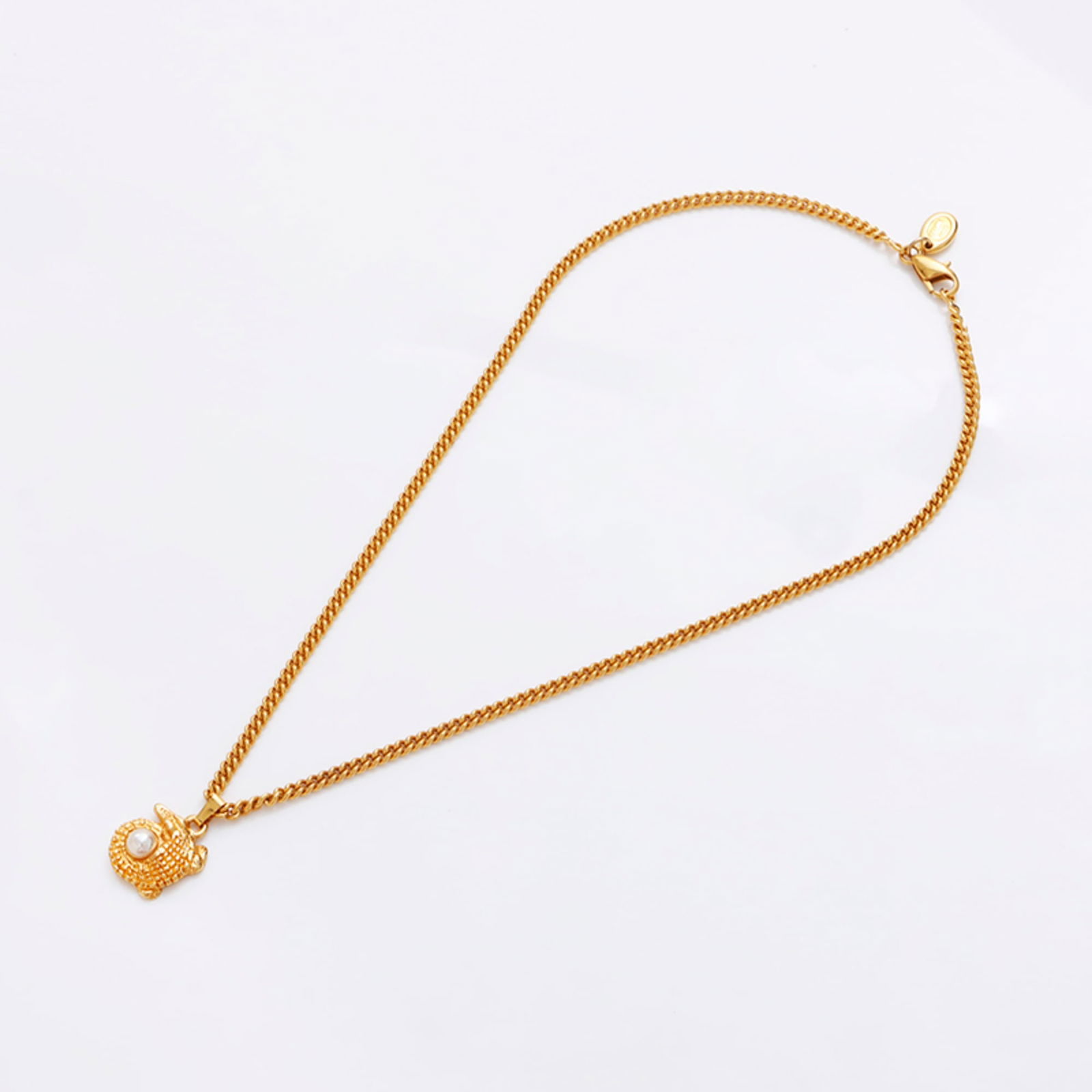 WS8933 - Celine Pearl Motif Necklace in Gold: WS8933 - Celine Pearl Motif Necklace in Gold This listing features WS8933 - Celine Pearl Motif Necklace in Gold. Item specifics are provided below. Item Specifics: Brand: Celine Necklace Type: