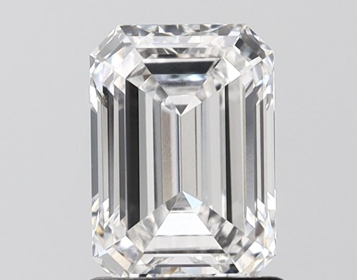 Loose Lab Diamond - IGI Emerald 1.45ct E VVS2: Loose Lab Diamond - IGI Emerald 1.45ct E VVS2 This listing features Loose Lab Diamond - IGI Emerald 1.45ct E VVS2. Item specifics are provided below. Item Specifics: Source: This Is A Real Diamond