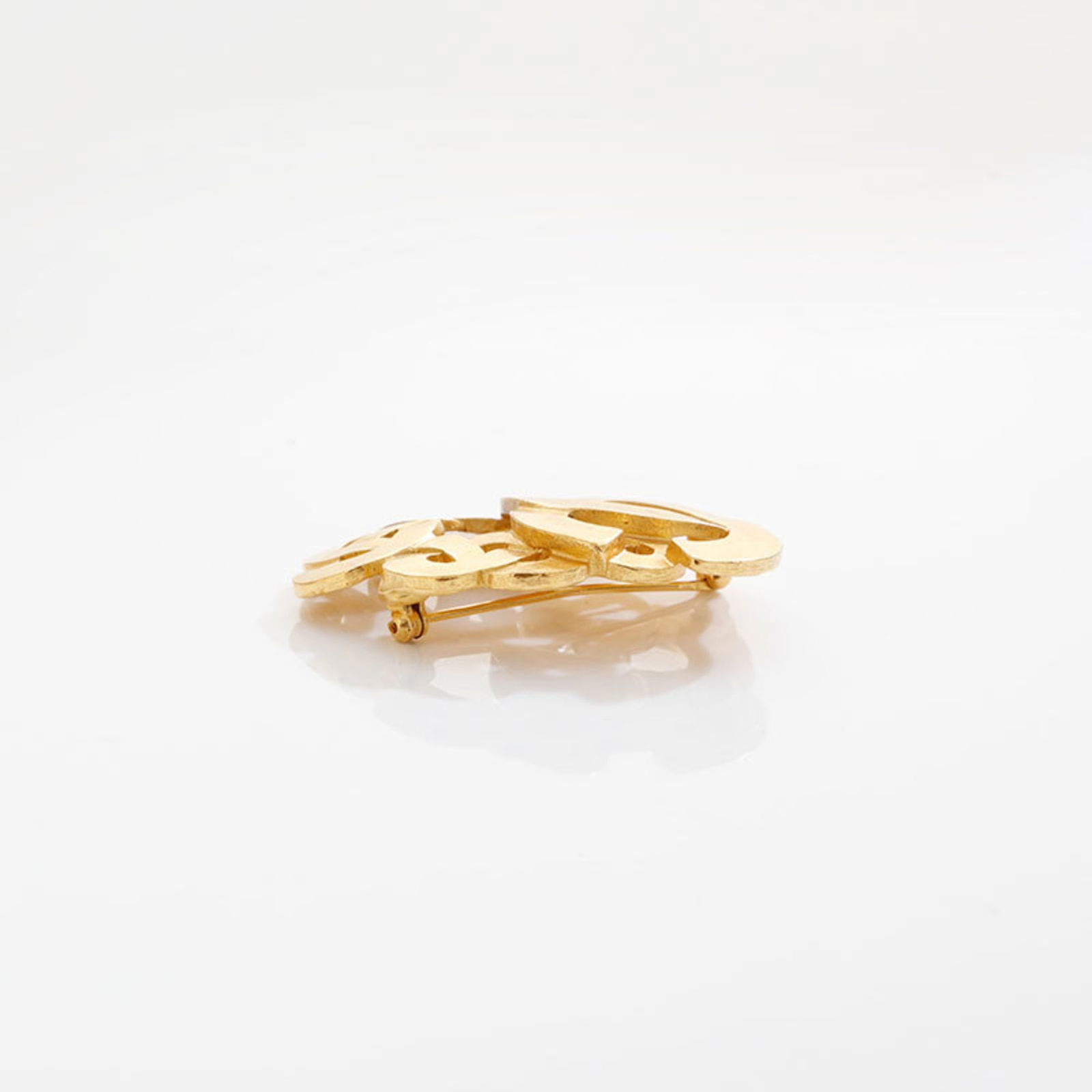 Brooch Chanel - 5