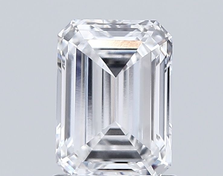 Loose Lab Diamond - IGI Emerald 1.35ct E VVS2: Loose Lab Diamond - IGI Emerald 1.35ct E VVS2 This listing features Loose Lab Diamond - IGI Emerald 1.35ct E VVS2. Item specifics are provided below. Item Specifics: Source: This Is A Real Diamond Gro