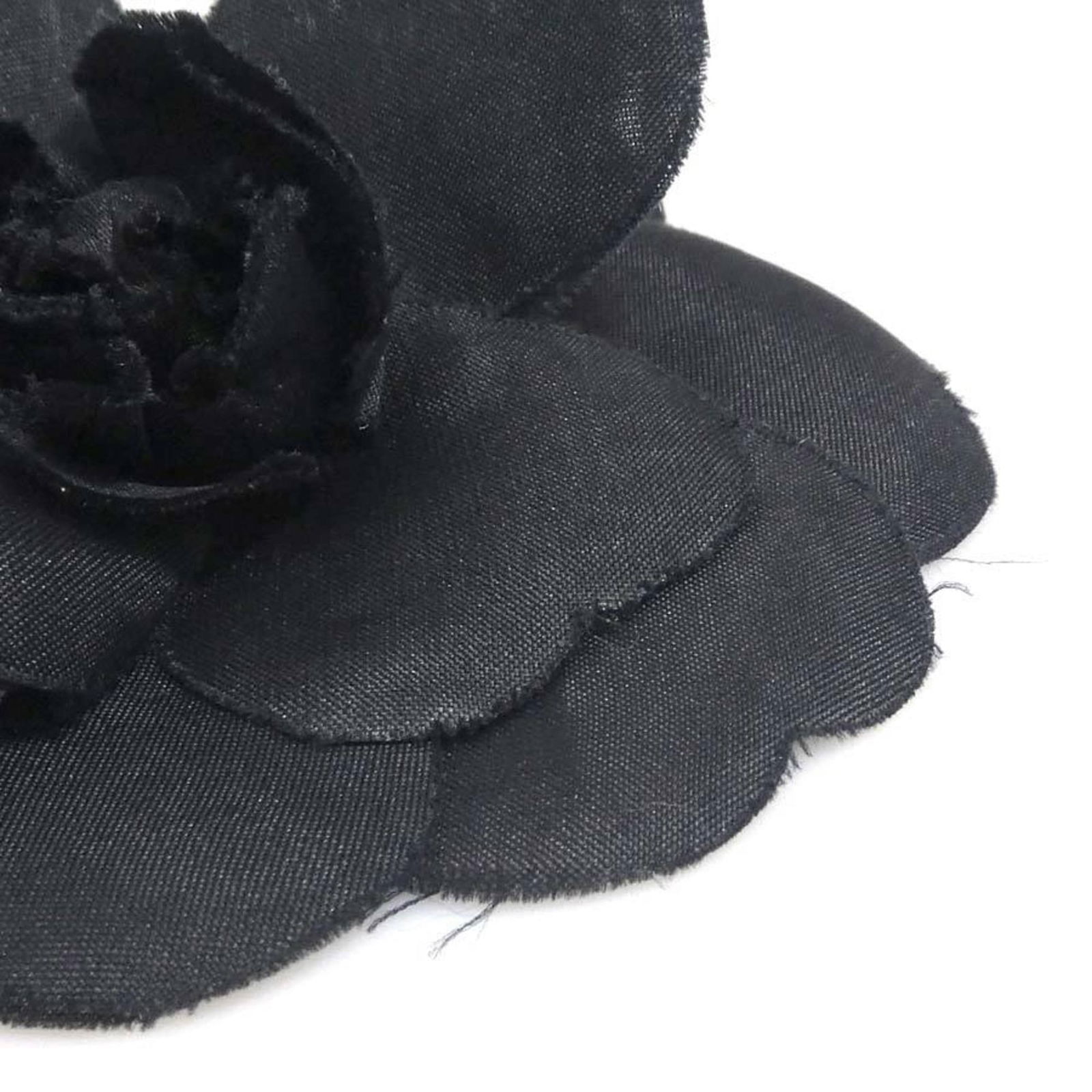 Textile Chanel Corsage - 7