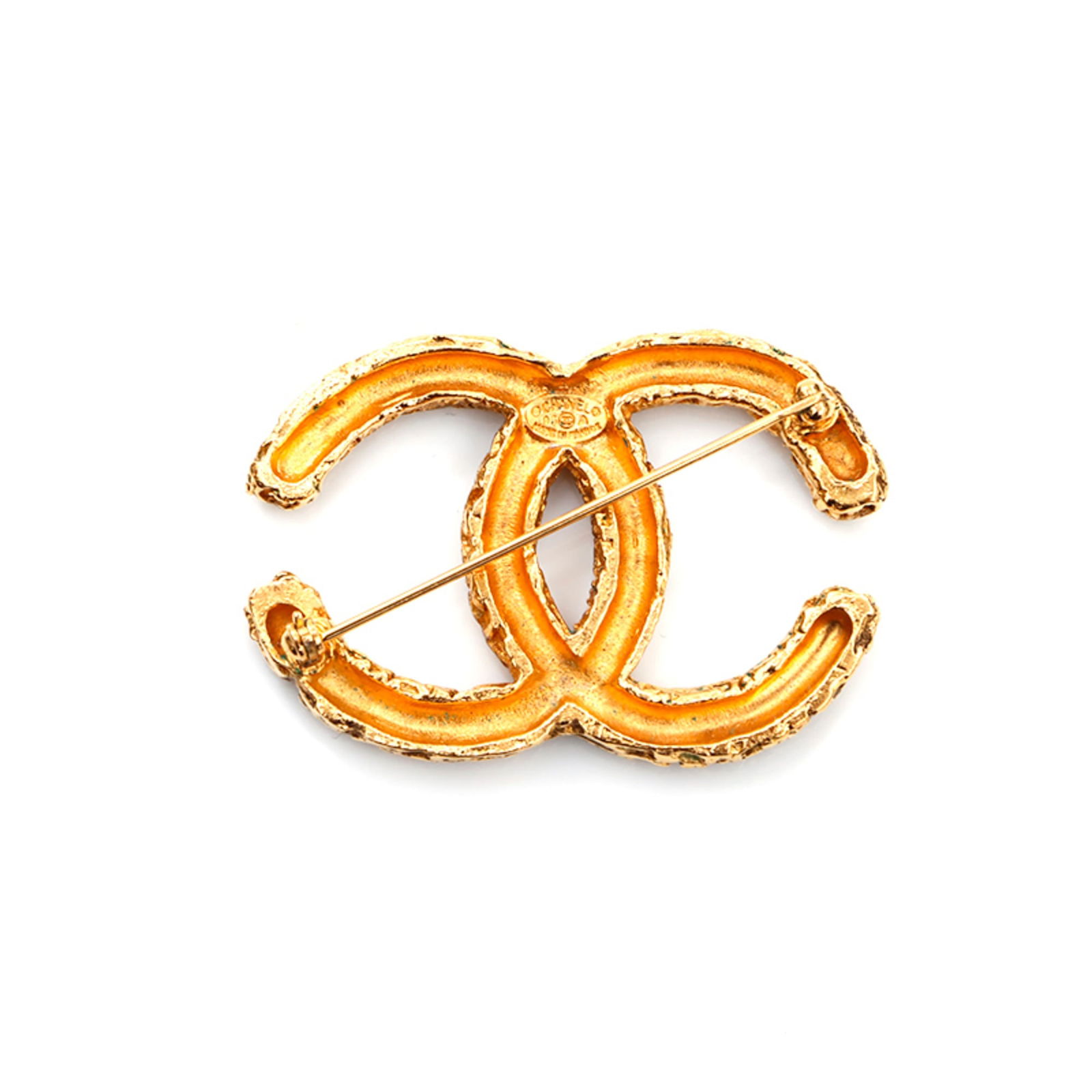 Brooch Chanel: Brooch Chanel This listing features Brooch Chanel. Item specifics are provided below. Item Specifics: Brand: Chanel Type: Brooch Gender: Women Color: Gold Size (Hxwxd): 5.2cm x 3.5cm / 2.04'' x 1.37''