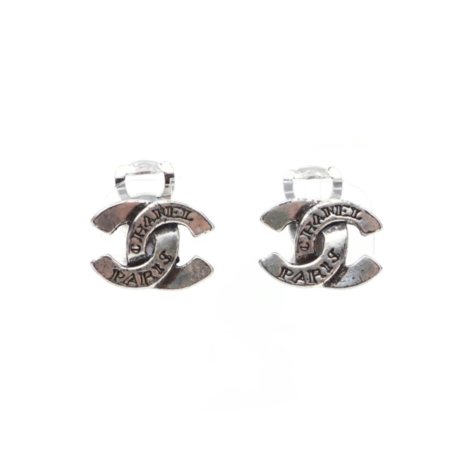 Earrings Chanel Clip: Earrings Chanel Clip This listing features Earrings Chanel Clip. Item specifics are provided below. Item Specifics: Brand: Chanel Type: Clip Earrings Gender: Women Color: Silver Size (Hxwxd): 12.00mm