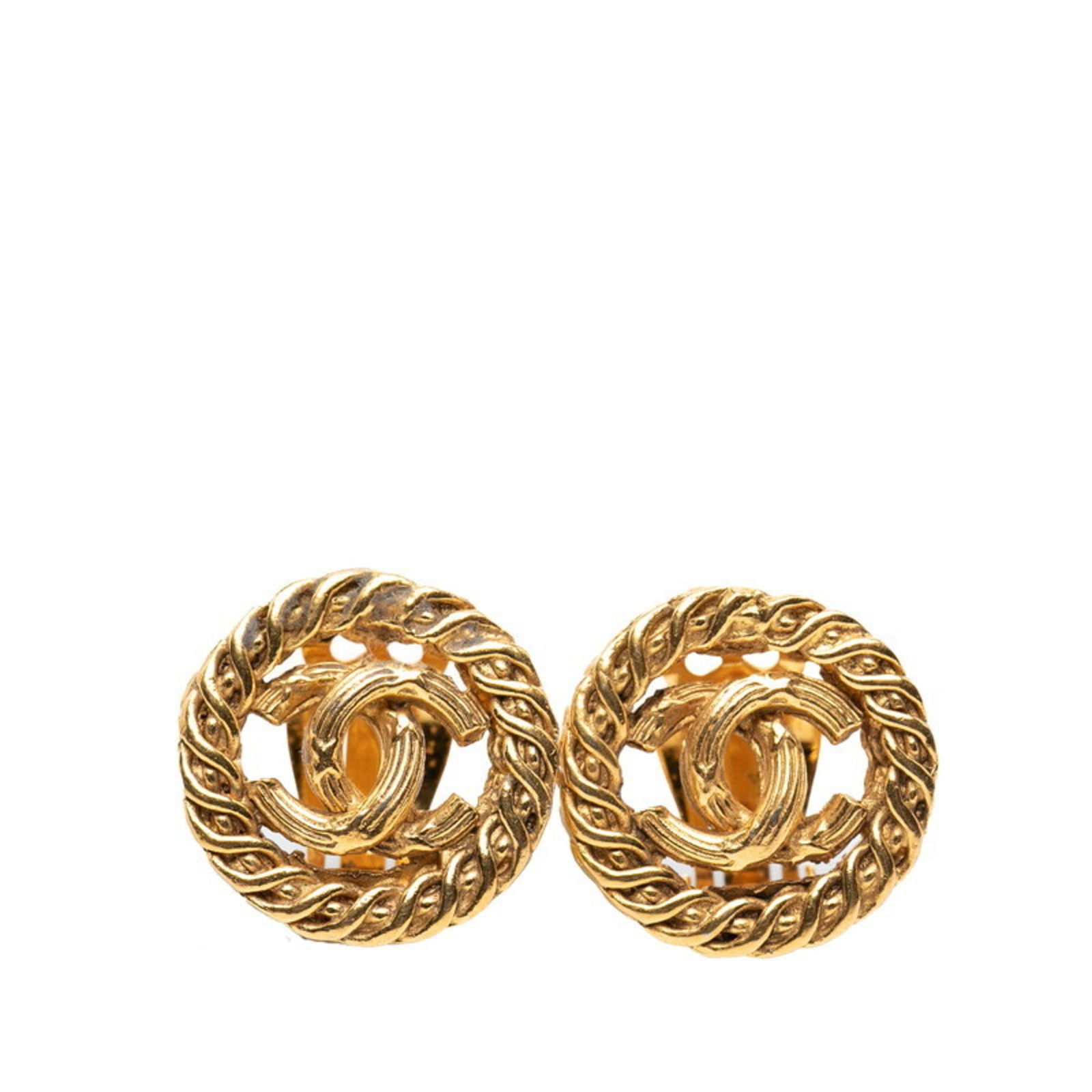 Earrings Chanel Clip: Earrings Chanel Clip This listing features Earrings Chanel Clip. Item specifics are provided below. Item Specifics: Brand: Chanel Type: Clip Earrings Gender: Women Color: Gold Season: Vintage Conditio