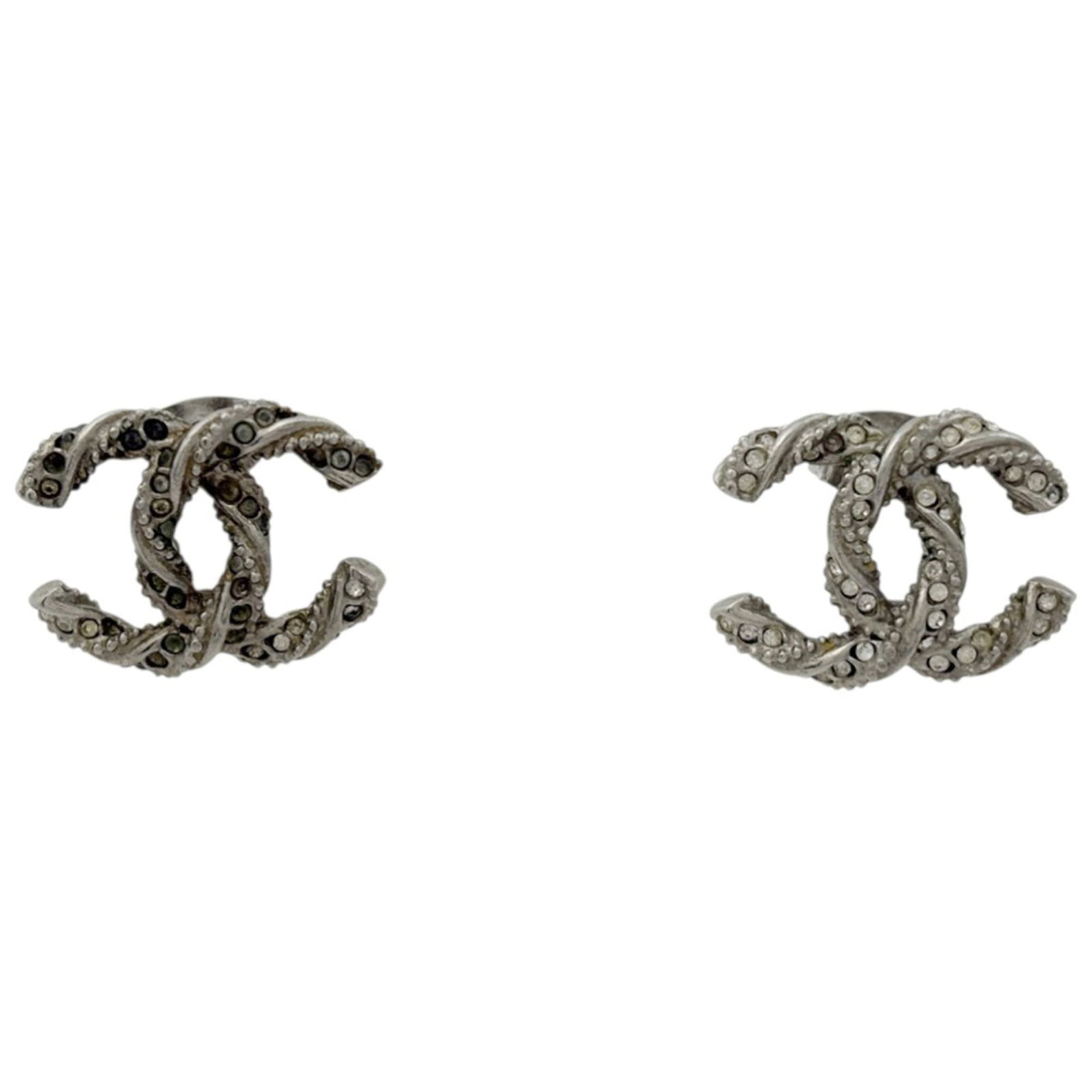 Earrings Chanel Stud: Earrings Chanel Stud This listing features Earrings Chanel Stud. Item specifics are provided below. Item Specifics: Brand: Chanel Type: Stud Earrings Gender: Women Color: Silver Size (Hxwxd): 14.00mm