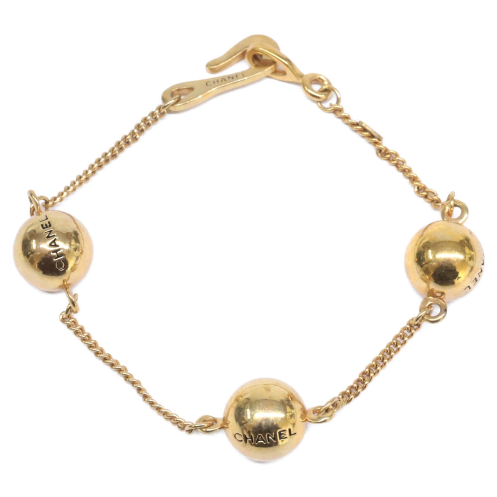 Metal Chanel Charm Bracelet: Metal Chanel Charm Bracelet This listing features Metal Chanel Charm Bracelet. Item specifics are provided below. Item Specifics: Brand: Chanel Type: Charm Bracelet Gender: Women Material: Metal Color