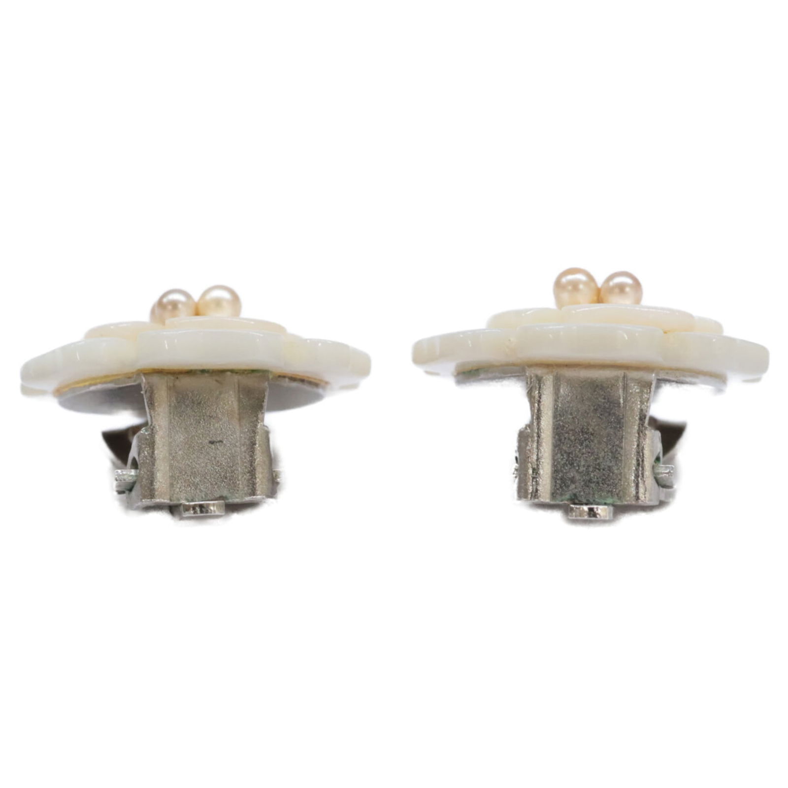 Shell Chanel Clip Earrings - 5