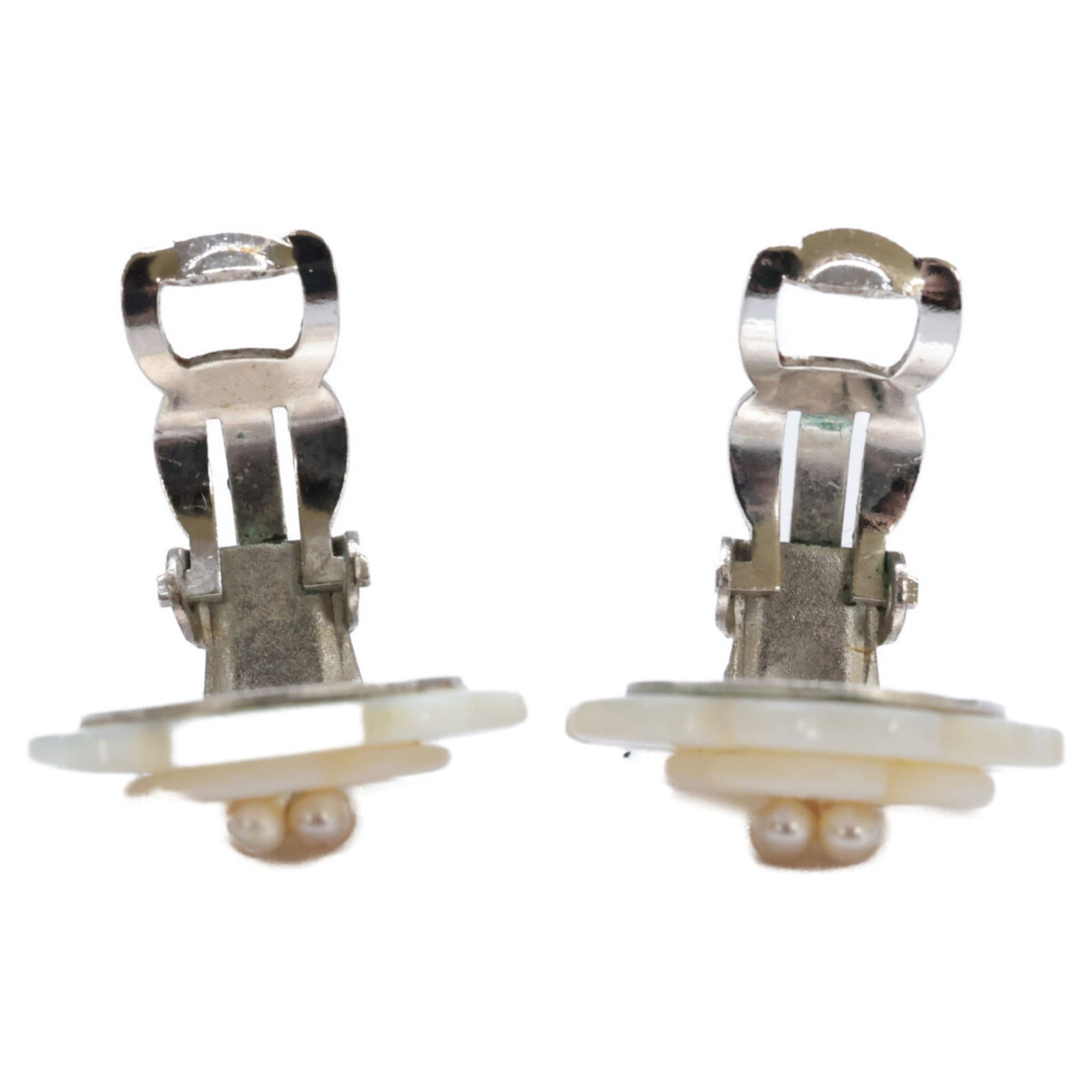 Shell Chanel Clip Earrings - 7