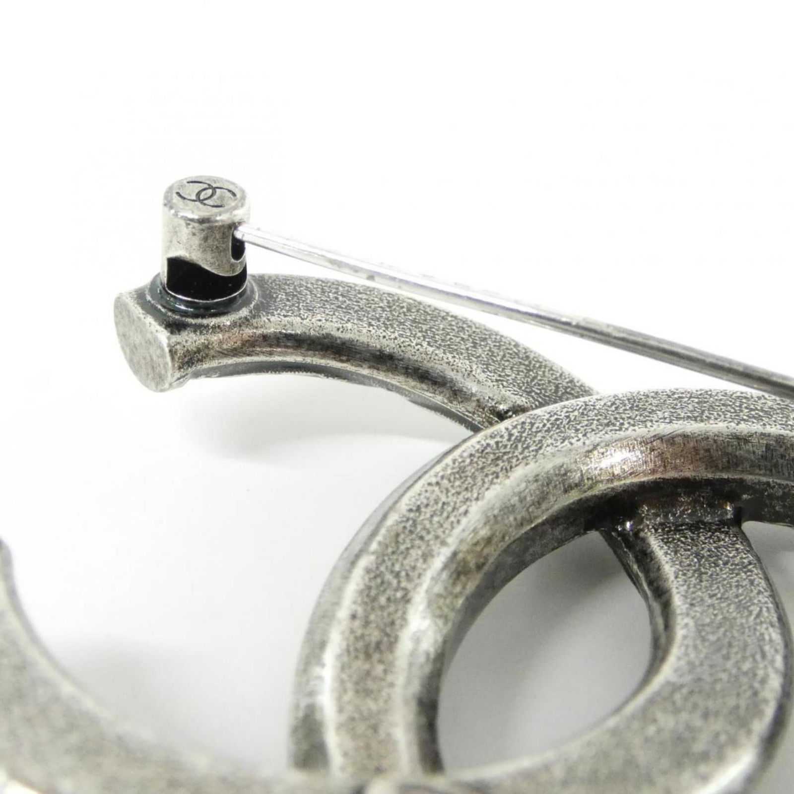 Metal Chanel Brooch - 3