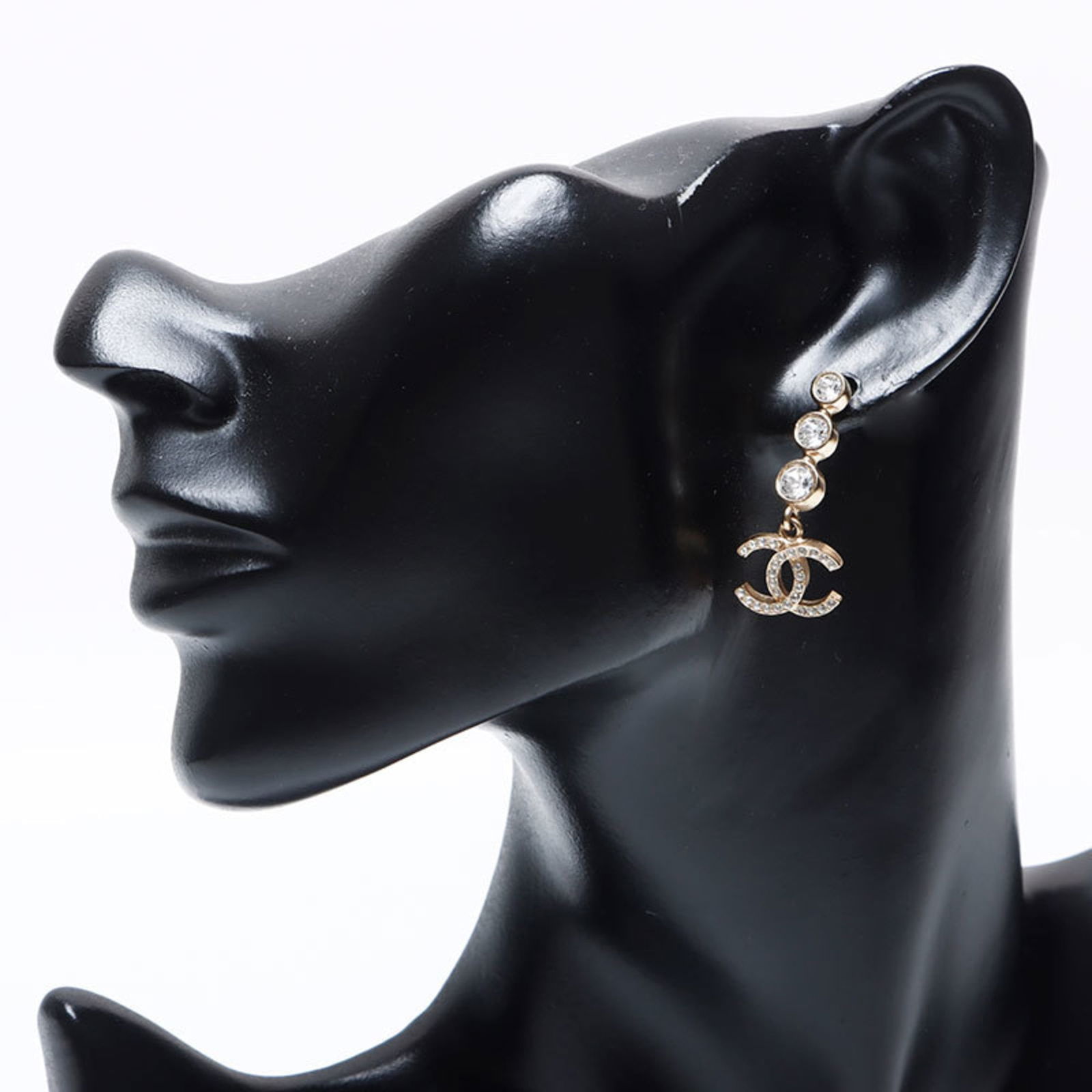 Earrings Chanel Stud - 9