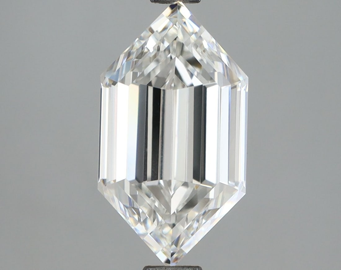 Loose Lab Diamond - IGI Hexagonal 2.5ct E VVS2: Loose Lab Diamond - IGI Hexagonal 2.5ct E VVS2 This listing features Loose Lab Diamond - IGI Hexagonal 2.5ct E VVS2. Item specifics are provided below. Item Specifics: Source: This Is A Real Diamond G