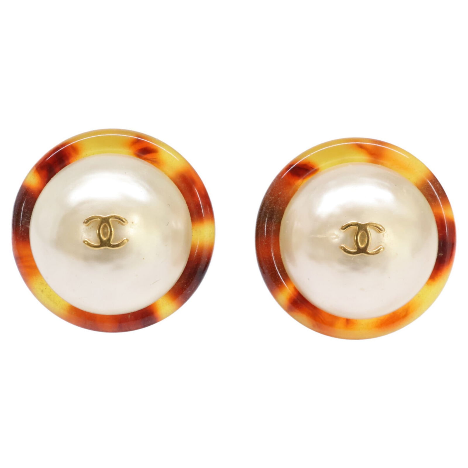 Plastic Chanel Clip Earrings: Plastic Chanel Clip Earrings This listing features Plastic Chanel Clip Earrings. Item specifics are provided below. Item Specifics: Brand: Chanel Type: Clip Earrings Gender: Women Material: Plastic