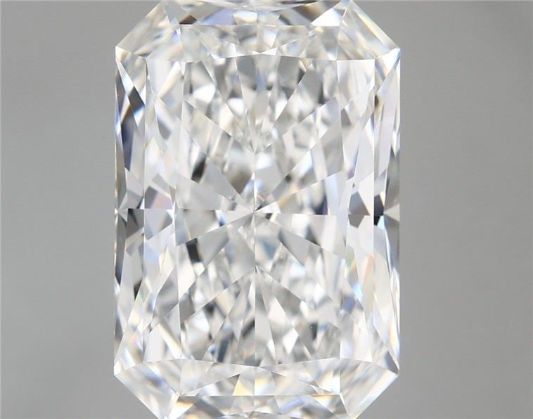 Loose Lab Diamond - IGI Radiant 8.08ct E VVS2: Loose Lab Diamond - IGI Radiant 8.08ct E VVS2 This listing features Loose Lab Diamond - IGI Radiant 8.08ct E VVS2. Item specifics are provided below. Item Specifics: Source: This Is A Real Diamond