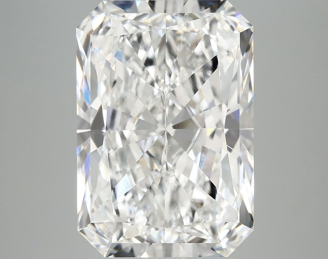 Loose Lab Diamond - IGI Radiant 8.31ct E VVS2: Loose Lab Diamond - IGI Radiant 8.31ct E VVS2 This listing features Loose Lab Diamond - IGI Radiant 8.31ct E VVS2. Item specifics are provided below. Item Specifics: Source: This Is A Real Diamond