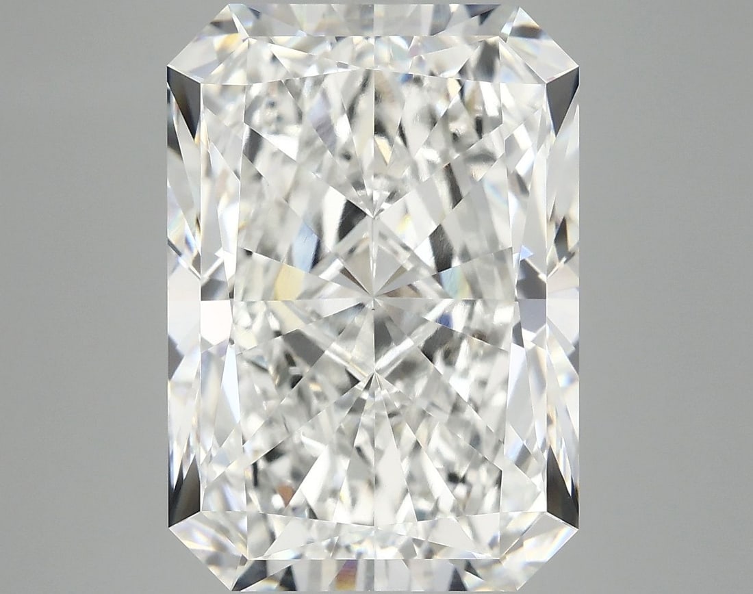 Loose Lab Diamond - IGI Radiant 9.75ct F VVS2: Loose Lab Diamond - IGI Radiant 9.75ct F VVS2 This listing features Loose Lab Diamond - IGI Radiant 9.75ct F VVS2. Item specifics are provided below. Item Specifics: Source: This Is A Real Diamond