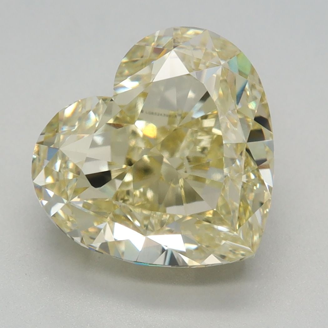 Loose Lab Diamond - IGI Heart 3.03ct Fancy Yellow VVS2: Loose Lab Diamond - IGI Heart 3.03ct Fancy Yellow VVS2 This listing features Loose Lab Diamond - IGI Heart 3.03ct Fancy Yellow VVS2. Item specifics are provided below. Item Specifics: Source: This
