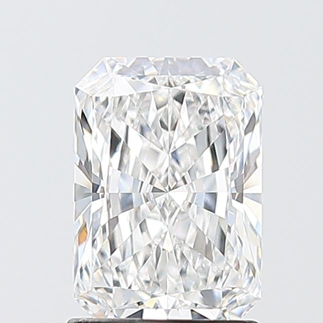 Loose Lab Diamond - IGI Radiant 1.59ct E VVS2: Loose Lab Diamond - IGI Radiant 1.59ct E VVS2 This listing features Loose Lab Diamond - IGI Radiant 1.59ct E VVS2. Item specifics are provided below. Item Specifics: Source: This Is A Real Diamond