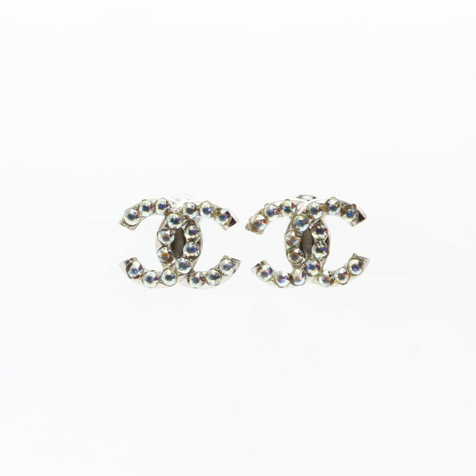 Earrings Chanel Stud: Earrings Chanel Stud This listing features Earrings Chanel Stud. Item specifics are provided below. Item Specifics: Brand: Chanel Type: Stud Earrings Gender: Women Color: Silver Size (Hxwxd): 11.00mm