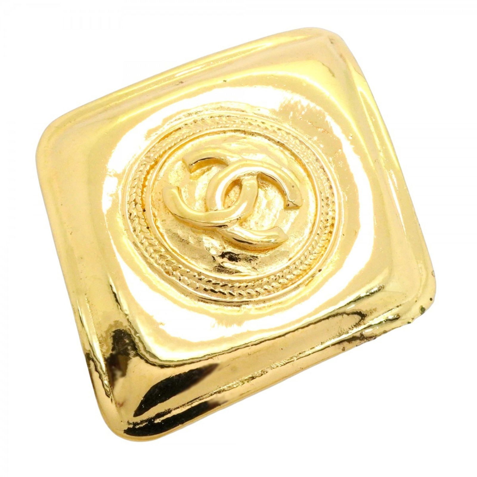 Plating Chanel Brooch Gold: Plating Chanel Brooch Gold This listing features Plating Chanel Brooch Gold. Item specifics are provided below. Item Specifics: Brand: Chanel Type: Brooch Gender: Women Material: Gold Plating Color: G