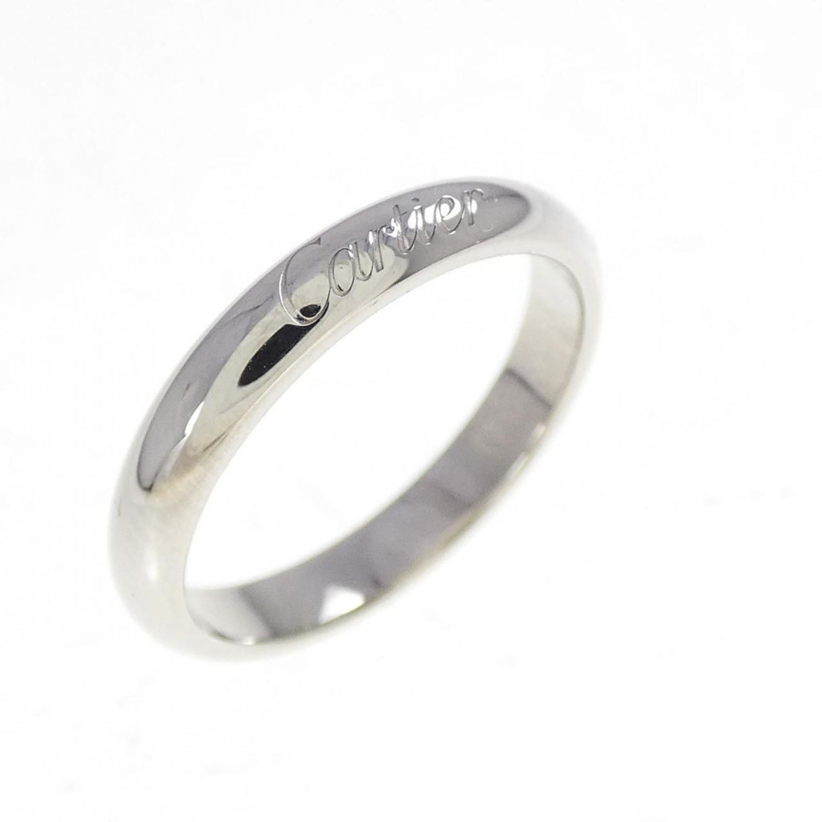 950 Cartier Band Ring Platinum: 950 Cartier Band Ring Platinum This listing features 950 Cartier Band Ring Platinum. Item specifics are provided below. Item Specifics: Brand: Cartier Type: Band Ring Gender: Women Material: Platinum
