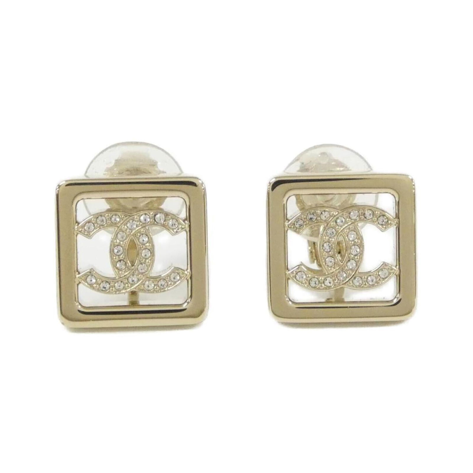 Earrings Chanel Clip: Earrings Chanel Clip This listing features Earrings Chanel Clip. Item specifics are provided below. Item Specifics: Brand: Chanel Type: Clip Earrings Gender: Women Color: Clear, Gold Size (Hxwxd): 13.