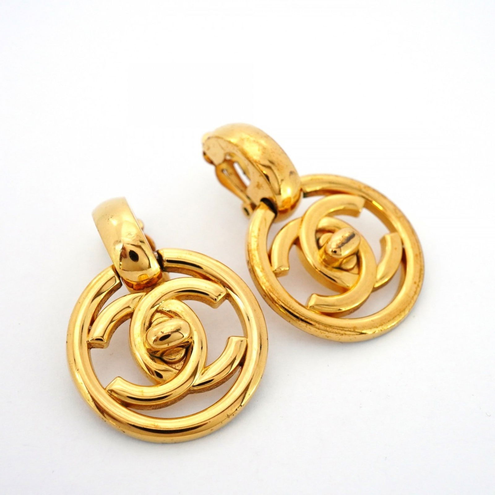 Plating Chanel Clip Earrings Gold - 2
