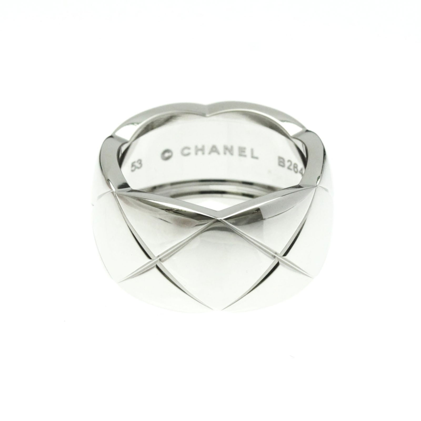 (18K) Chanel Band Ring White Gold: (18K) Chanel Band Ring White Gold This listing features (18K) Chanel Band Ring White Gold. Item specifics are provided below. Item Specifics: Brand: Chanel Type: Band Ring Style: Fashion Gender: