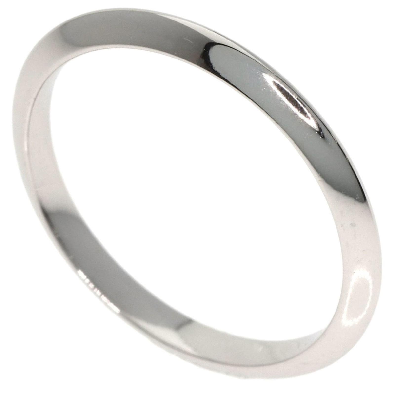 950 Tiffany Band Ring Platinum: 950 Tiffany Band Ring Platinum This listing features 950 Tiffany Band Ring Platinum. Item specifics are provided below. Item Specifics: Brand: Tiffany Type: Band Ring Gender: Women Material: Platinum