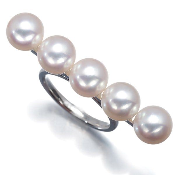Gold Tasaki Ring Akoya Pearl 8.2Mm Balance Signature Us7 18K 750 White: Gold Tasaki Ring Akoya Pearl 8.2Mm Balance Signature Us7 18K 750 White This listing features Gold Tasaki Ring Akoya Pearl 8.2Mm Balance Signature Us7 18K 750 White. Item specifics are provided below.