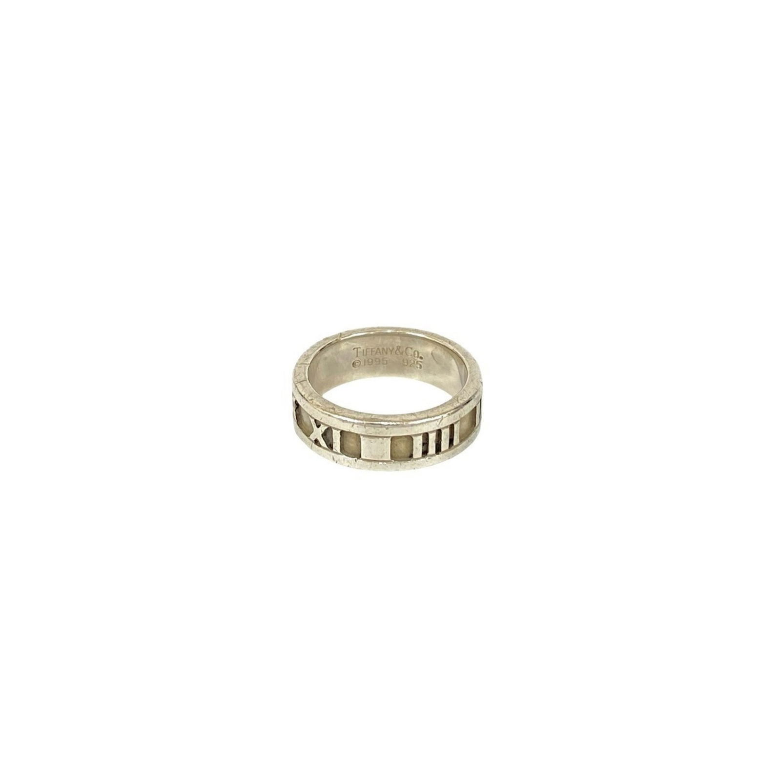 925 Tiffany Band Ring Silver: 925 Tiffany Band Ring Silver This listing features 925 Tiffany Band Ring Silver. Item specifics are provided below. Item Specifics: Brand: Tiffany Type: Band Ring Gender: Women Color: Silver