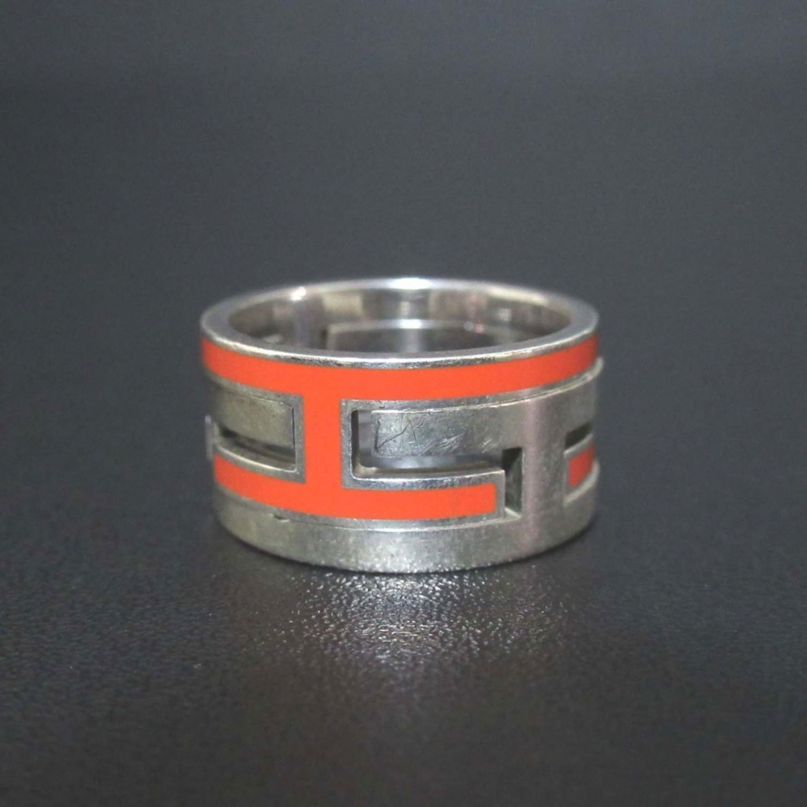 925 Hermes Band Ring Silver: 925 Hermes Band Ring Silver This listing features 925 Hermes Band Ring Silver. Item specifics are provided below. Item Specifics: Brand: Hermes Type: Band Ring Gender: Women Color: Orange, Silver