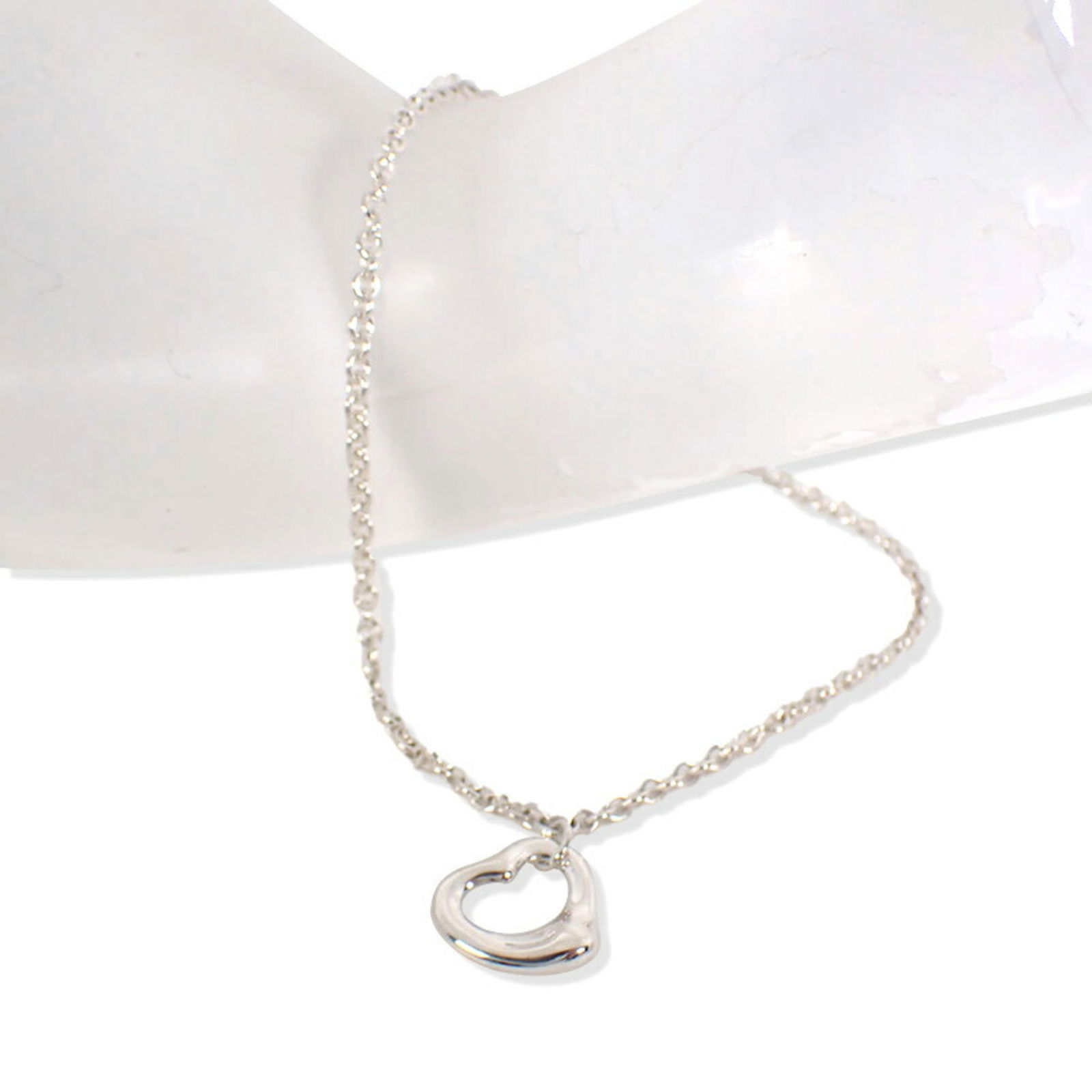 925 Tiffany Charm Bracelet Sterling Silver: 925 Tiffany Charm Bracelet Sterling Silver This listing features 925 Tiffany Charm Bracelet Sterling Silver. Item specifics are provided below. Item Specifics: Brand: Tiffany Type: Charm Bracelet