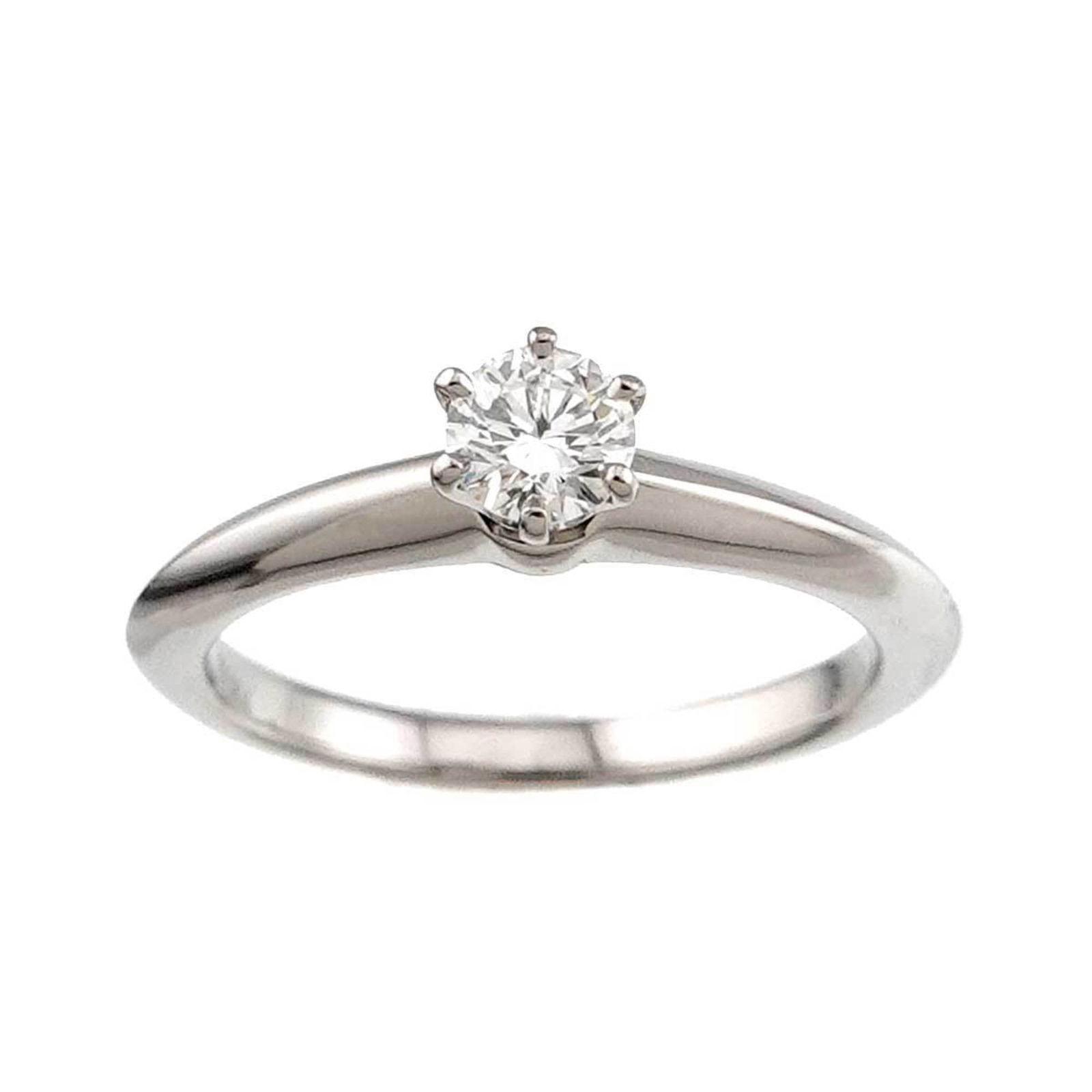 950 Tiffany Band Ring Platinum: 950 Tiffany Band Ring Platinum This listing features 950 Tiffany Band Ring Platinum. Item specifics are provided below. Item Specifics: Brand: Tiffany Type: Band Ring Gender: Women Material: