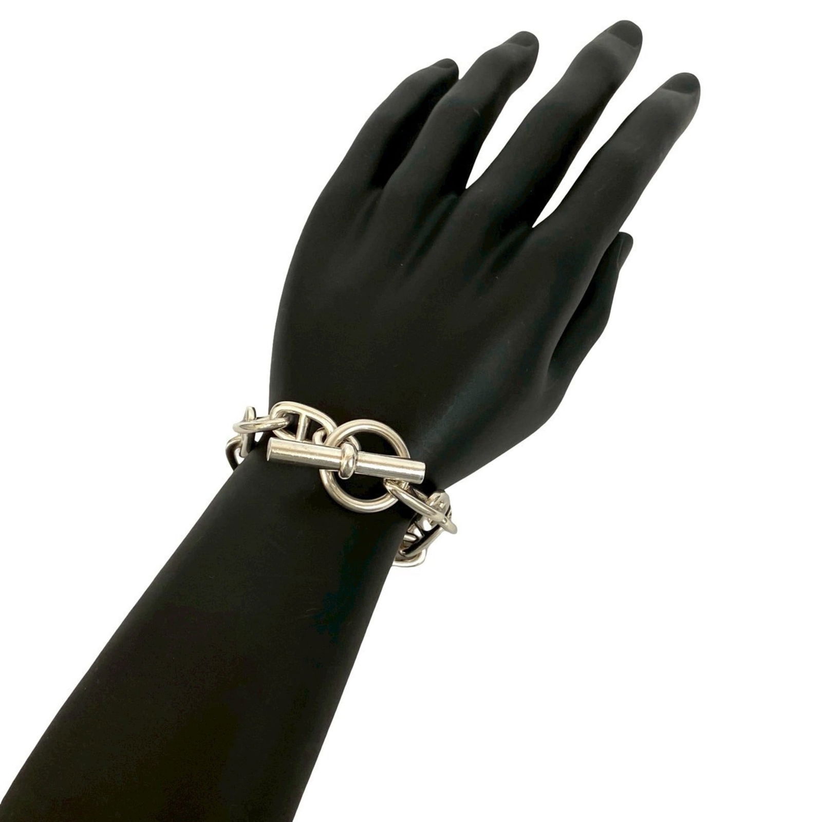 925 Hermes Charm Bracelet Silver: 925 Hermes Charm Bracelet Silver This listing features 925 Hermes Charm Bracelet Silver. Item specifics are provided below. Item Specifics: Brand: Hermes Type: Charm Bracelet Gender: Women Material: S