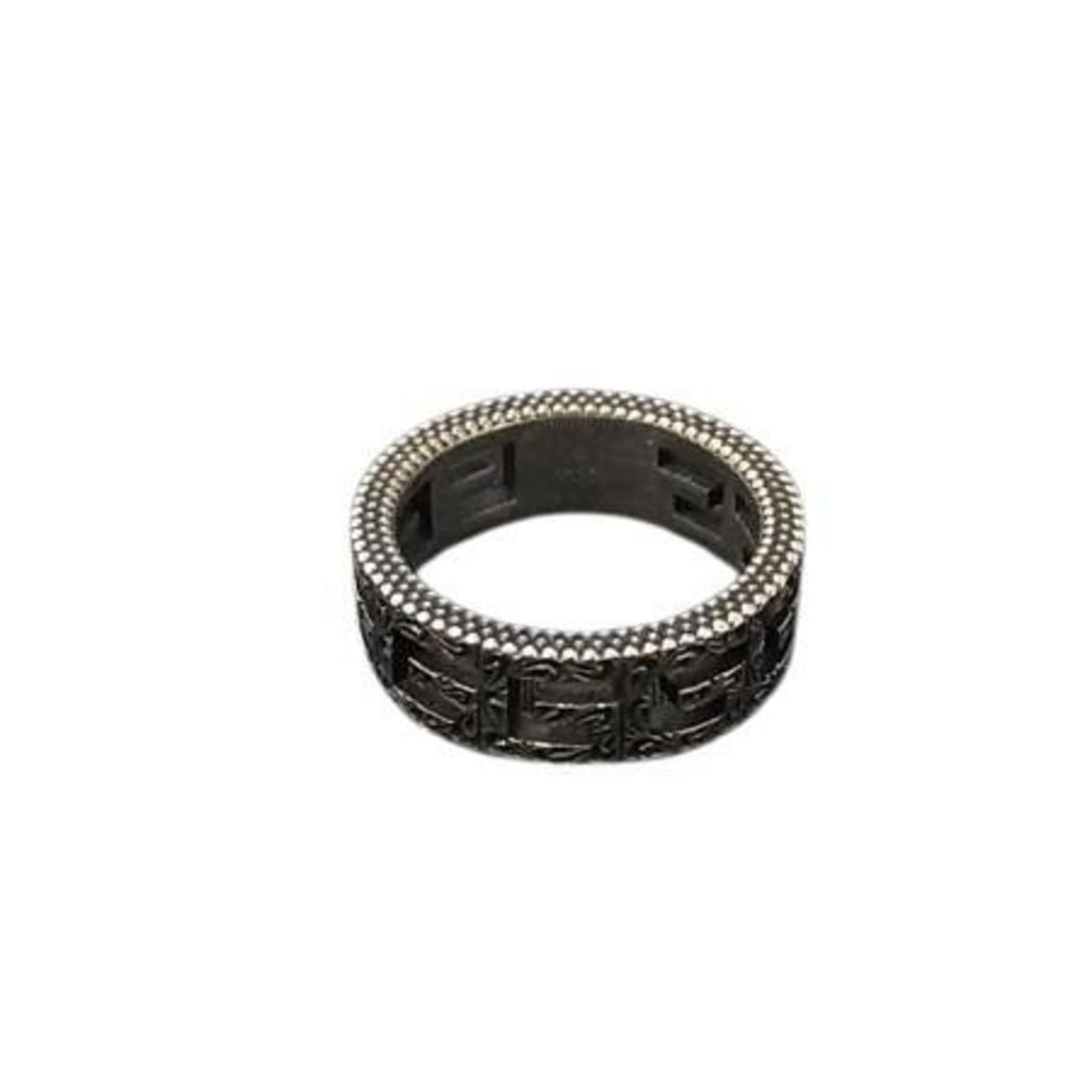 925 Gucci Band Ring Silver: 925 Gucci Band Ring Silver This listing features 925 Gucci Band Ring Silver. Item specifics are provided below. Item Specifics: Brand: Gucci Type: Band Ring Gender: Women Color: Silver Material: