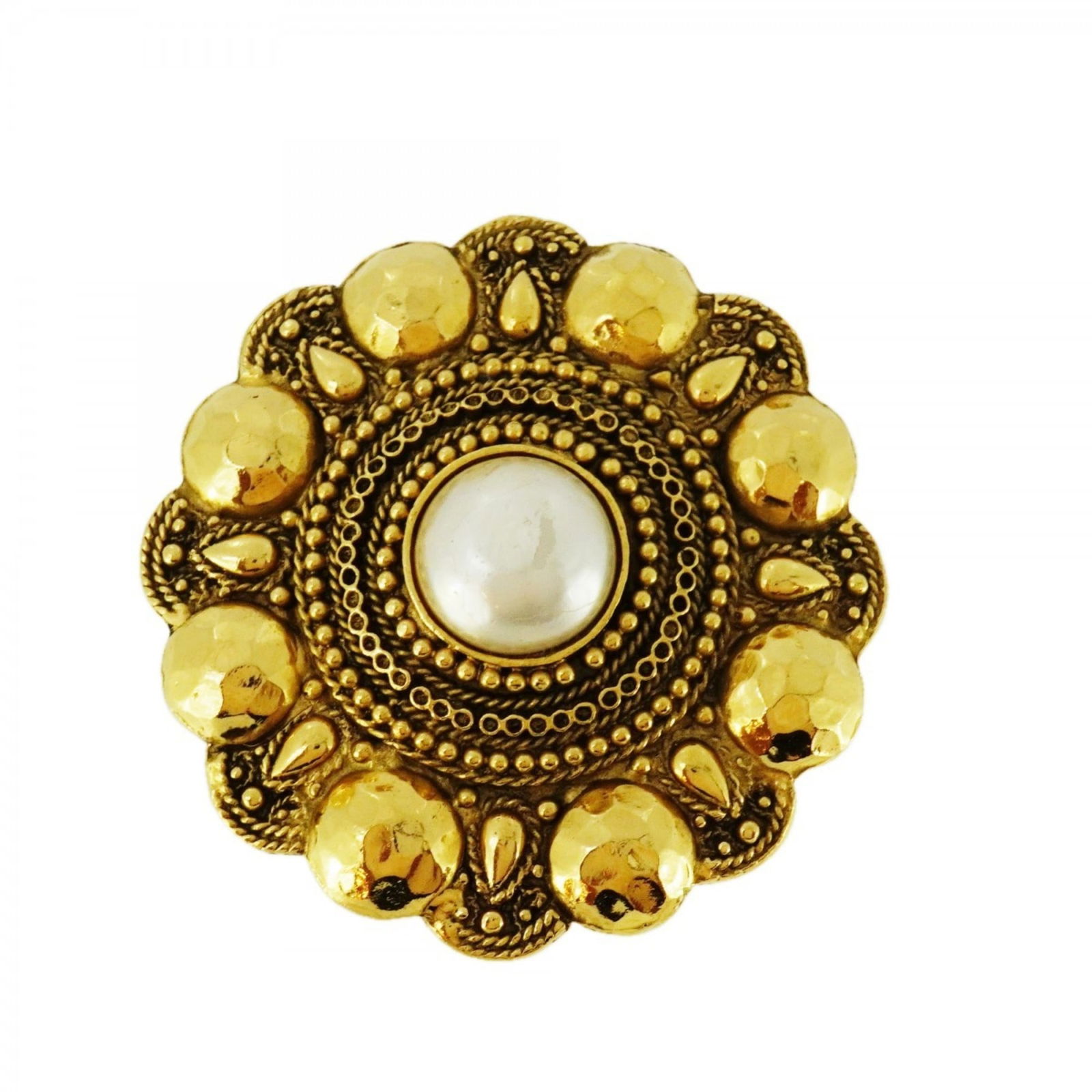 Plating Chanel Brooch Gold: Plating Chanel Brooch Gold This listing features Plating Chanel Brooch Gold. Item specifics are provided below. Item Specifics: Brand: Chanel Type: Brooch Gender: Women Material: Gold Plating Color: G