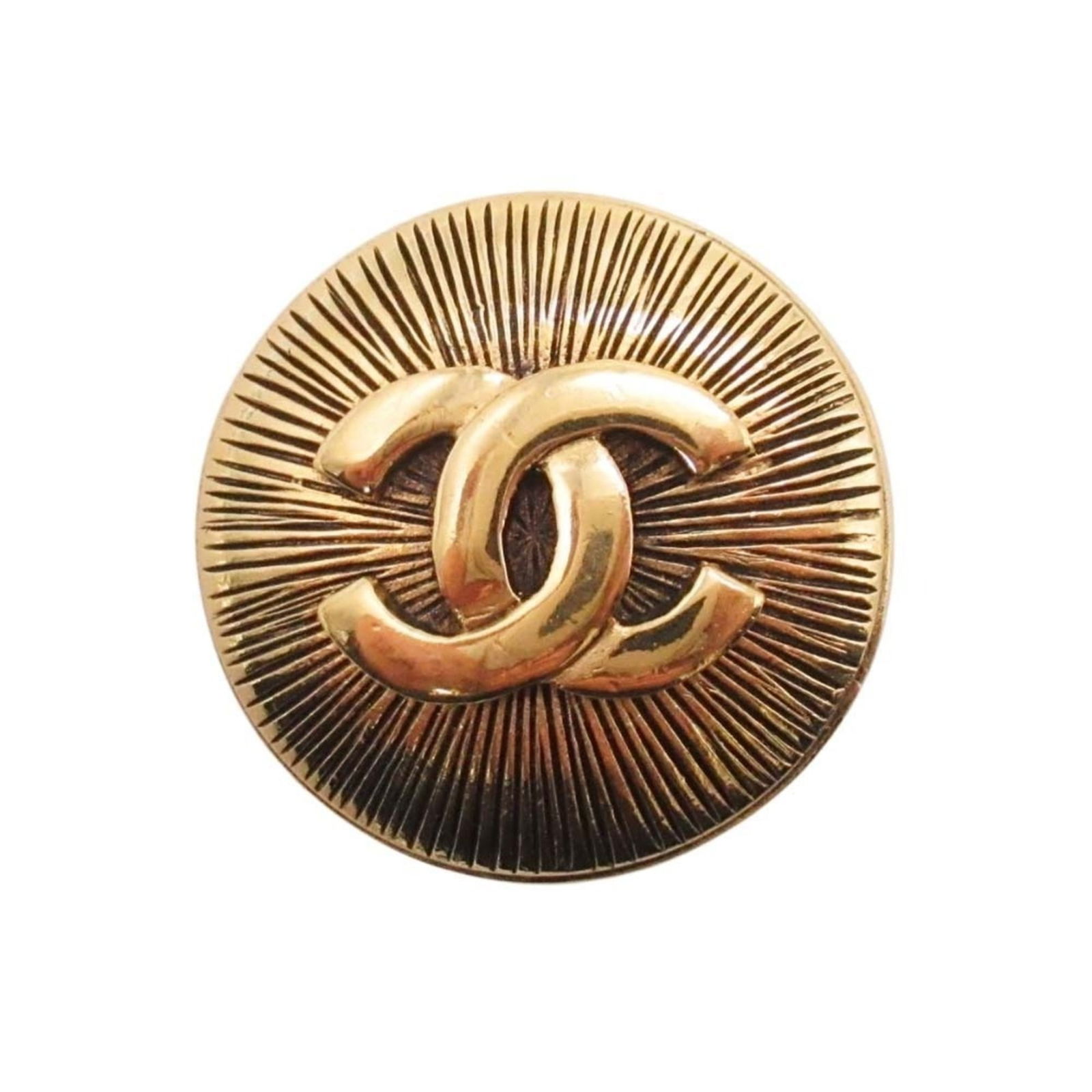 Brooch Chanel: Brooch Chanel This listing features Brooch Chanel. Item specifics are provided below. Item Specifics: Brand: Chanel Type: Brooch Gender: Women Color: Gold Season: Vintage Size (Hxwxd): 3cm x 3cm / 1.1